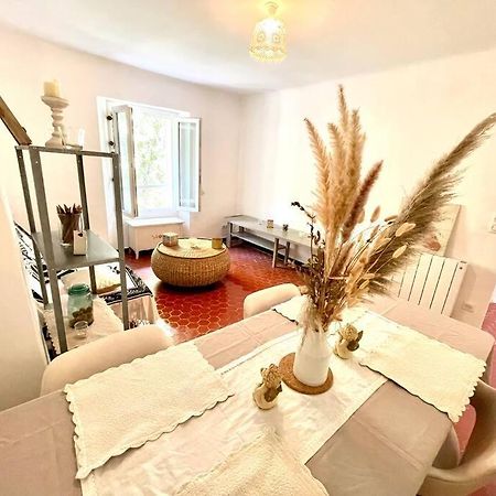Bel Appartement A Villecroze Kültér fotó