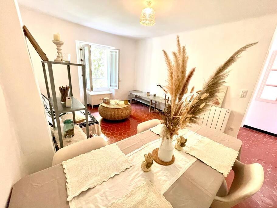 Bel Appartement A Villecroze Kültér fotó